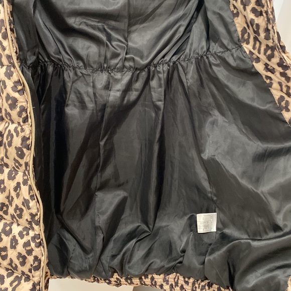 Leopard Printed Down Jacket For Girls - Picture 13 of 13